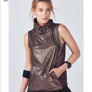New metallic gold workout vest fabletics